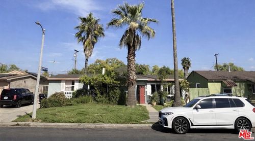 8118 Ranchito Ave, Panorama City, CA, 91402-5420 | Card Image