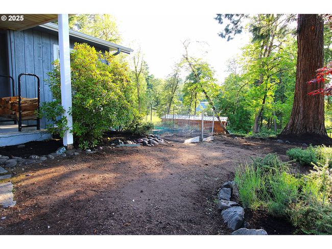 1400 W 40 Th Ave, House other with 3 bedrooms, 2 bathrooms and 1 parking in Eugene OR | Image 5
