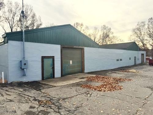 435 E Euclid Ave, Salem, OH, 44460-3701 | Card Image