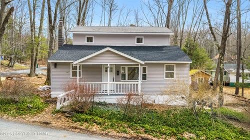107 Juniper Dr, Greentown, PA, 18426-4020 | Card Image