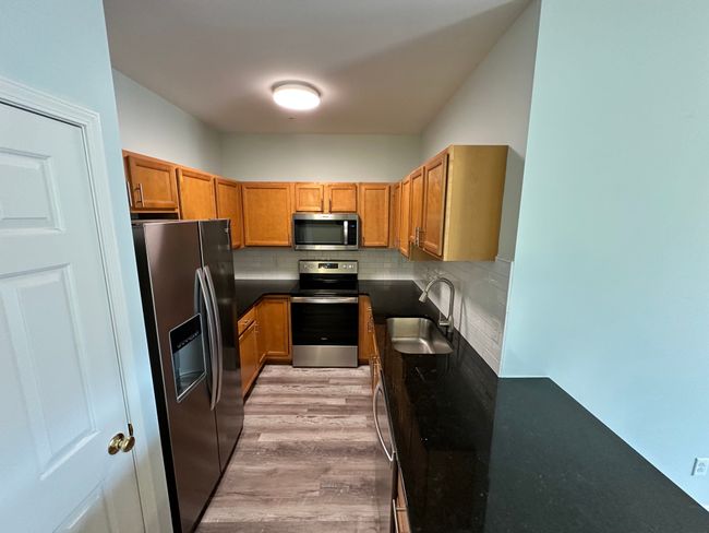 25520 Portico Ln, Condo with 2 bedrooms, 2 bathrooms and null parking in Novi MI | Image 4