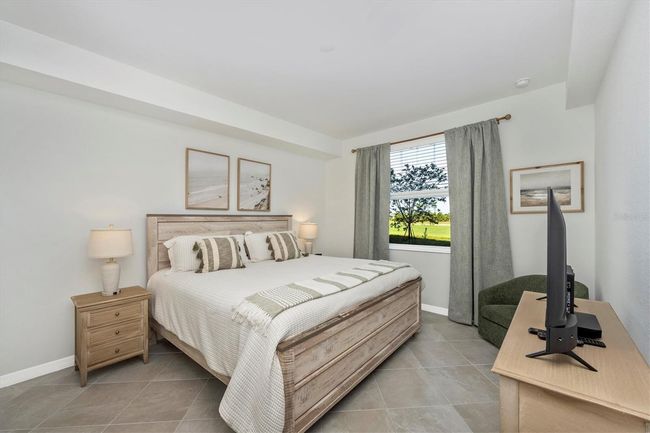 primary bedroom | Image 19