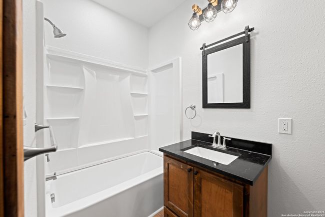 0 Loop Rd, House other with 1 bedrooms, 1 bathrooms and null parking in Uvalde TX | Image 16
