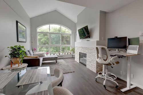 410-5500 Lynas Lane, Richmond, BC, V7C5R5 | Card Image