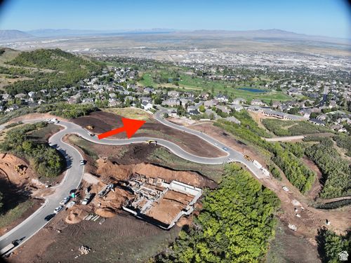 1327-566 Tanglewood Loop, North Salt Lake, UT, 84054-3365 | Card Image