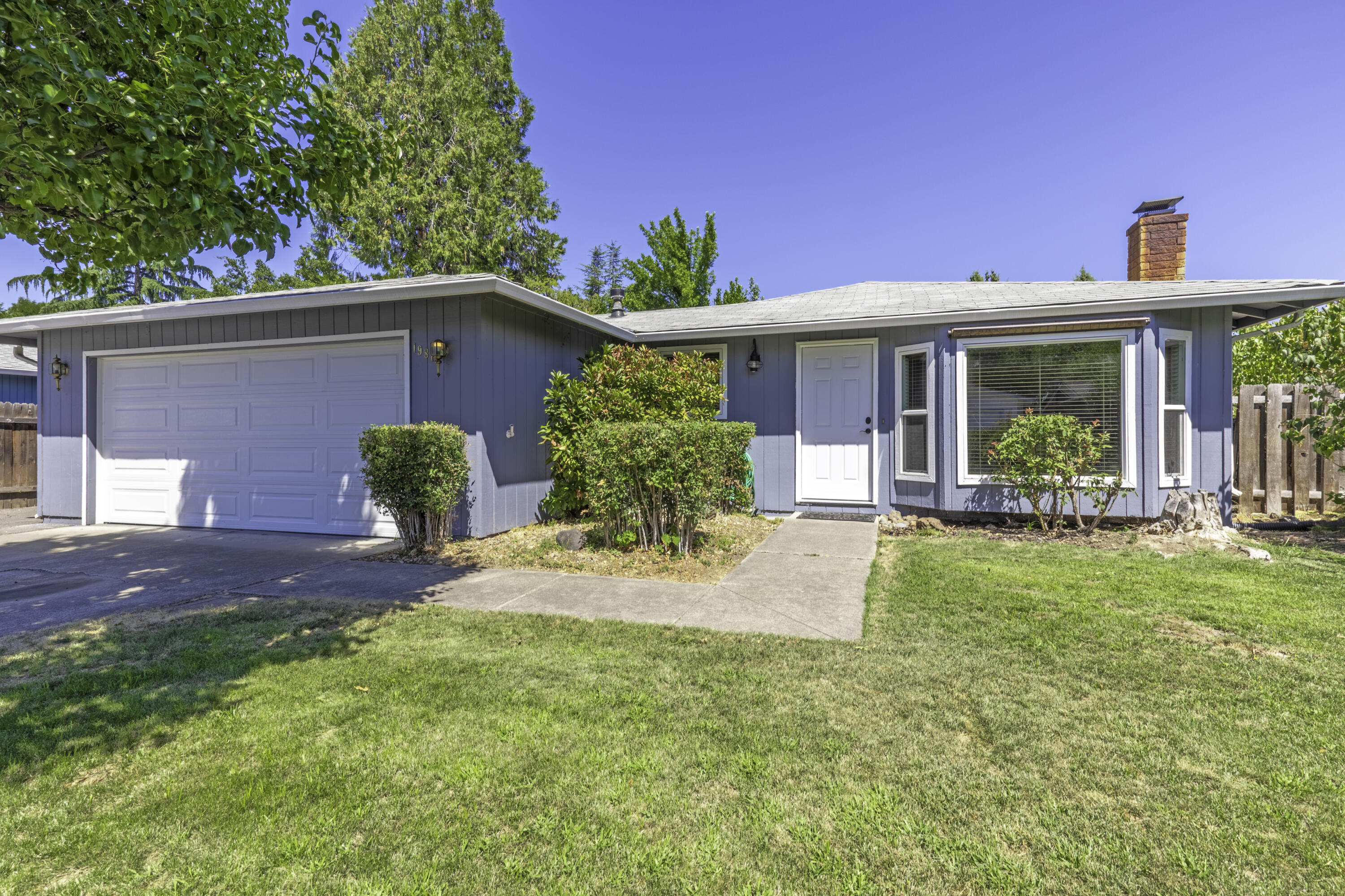 Page St, Medford, OR 97504