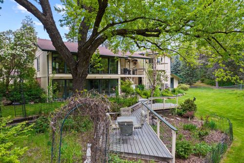 28003 N Hardesty Rd, Chattaroy, WA, 99003-8673 | Card Image