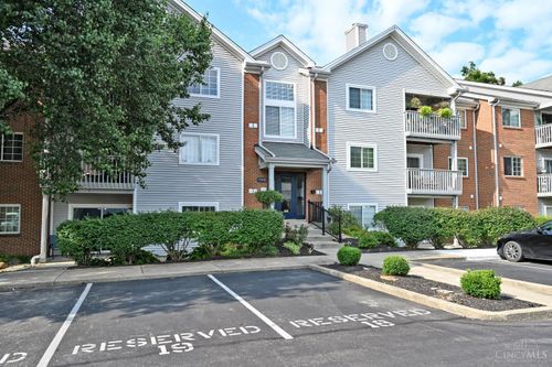 7392 Ridgepoint Dr, Anderson Twp, OH, 45230-4402 | Card Image