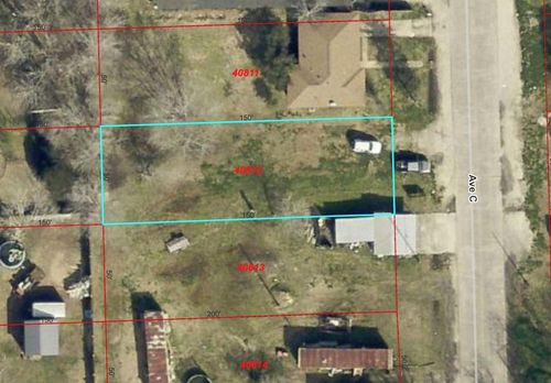 2916 Avenue J, Bay City, TX, 77414-6706 | Card Image