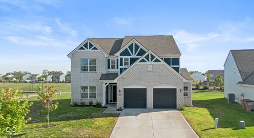 4013 Winston Ln, Columbus, IN, 47201-8061 | Card Image