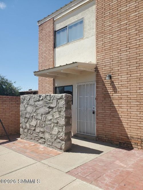 a-1401 Alamo St, Las Cruces, NM, 88001-4285 | Card Image