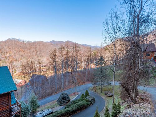000 Appalachian Trl, Maggie Valley, NC, 28751 | Card Image