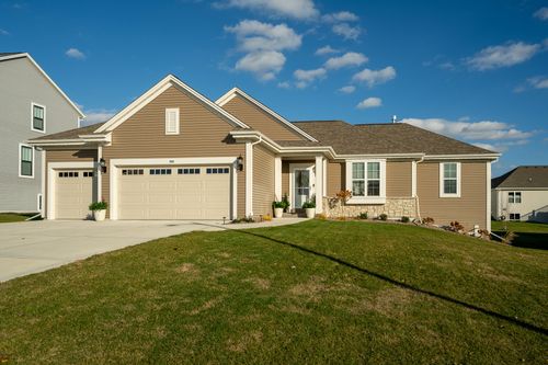 634 Lambert Dr, Slinger, WI, 53086-3202 | Card Image