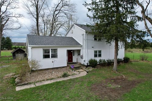 8195 Nichols Rd, Windham, OH, 44288-9771 | Card Image