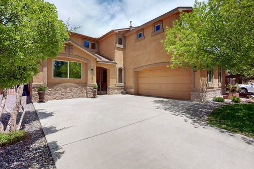8142 Sand Springs Cir Nw, Albuquerque, NM, 87114-6087 | Card Image
