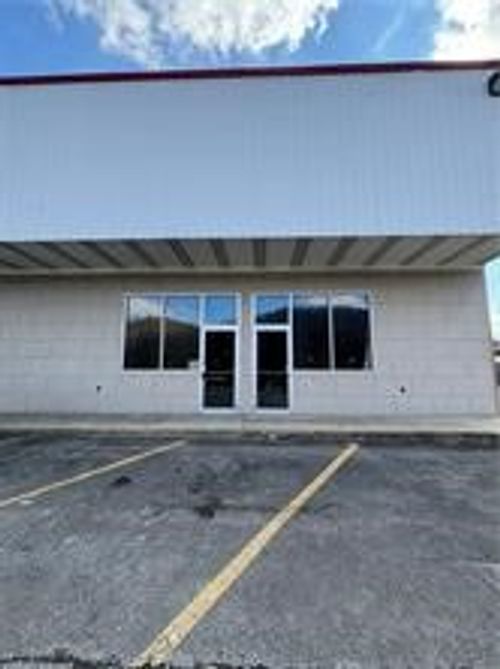 1132 3rd Ave, Ford City, PA, 16226-1246 | Card Image