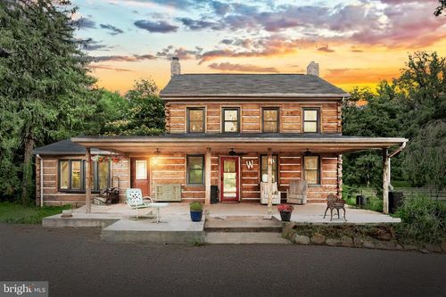 7455 Hillside Dr, Spring Grove, PA, 17362-8551 | Card Image