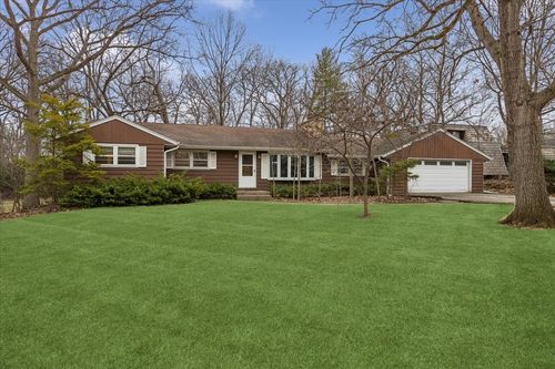 S645 Forest St, Winfield, IL, 60190 | Card Image