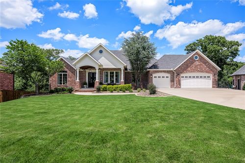 3140 Laurel Cir, Centerton, AR, 72719-8827 | Card Image