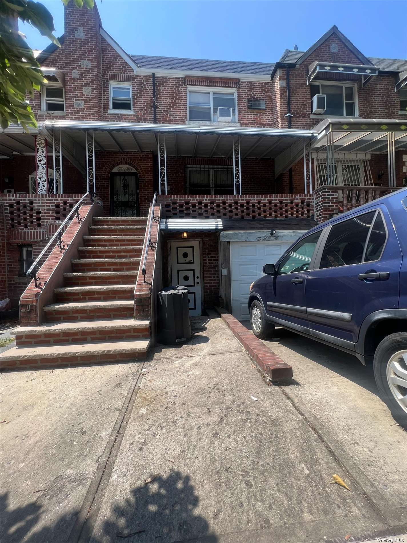58th St, Brooklyn, NY 11203