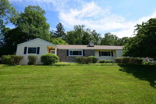 4 Carol Ln, BERWYN, PA, 19312-1003 | Card Image