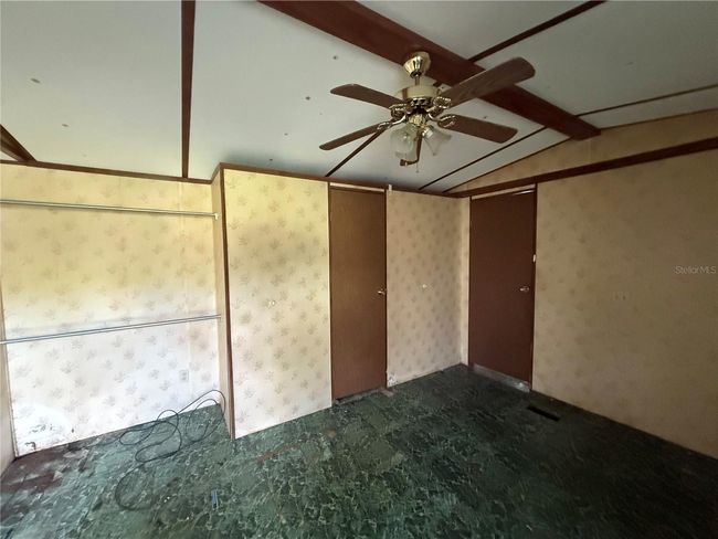 13461 Ne 15 Th Ter, House other with 3 bedrooms, 2 bathrooms and null parking in Trenton FL | Image 9