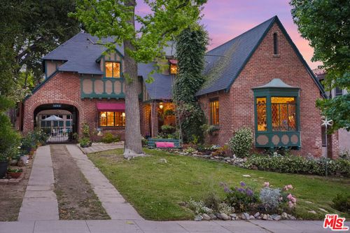 1242 N Isabel Street, Glendale, CA, 91207 | Card Image