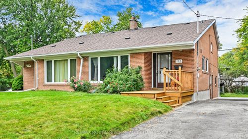 112 Billington Cres, North York, ON, M3A2G6 | Card Image