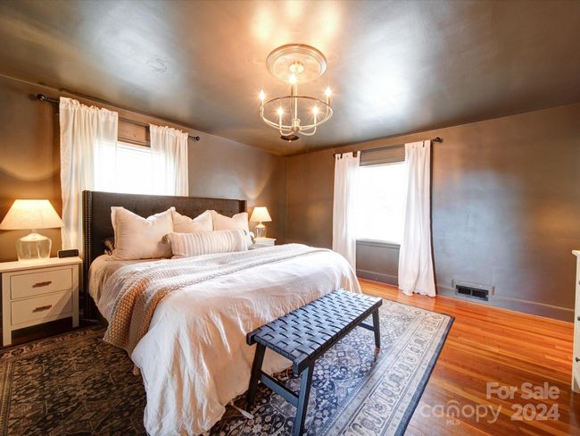 313 E Martin St, House other with 5 bedrooms, 4 bathrooms and null parking in Wadesboro NC | Image 31