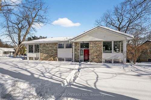 1269 Royal York Rd, Etobicoke, ON, M9A4C4 | Card Image