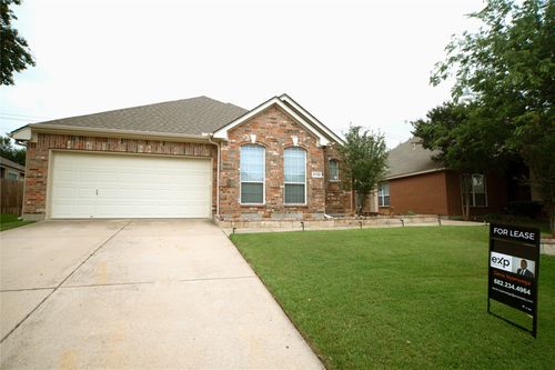 2708 Comanche Trl, Mansfield, TX, 76063-7560 | Card Image