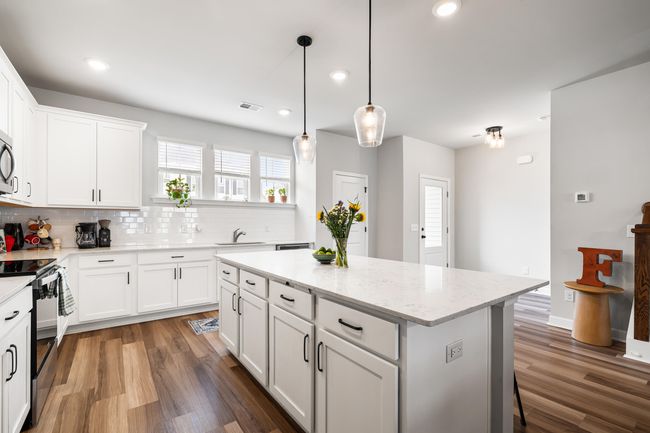 582 McLernon Trace-Kitchen-6 | Image 7
