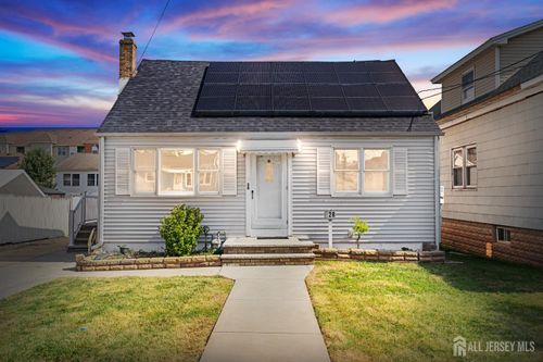 28 Saint Ann St, Carteret, NJ, 07008-3125 | Card Image