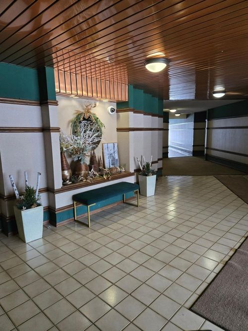 apt-209-6710 Vernon Ave S, Edina, MN, 55436-1833 | Card Image