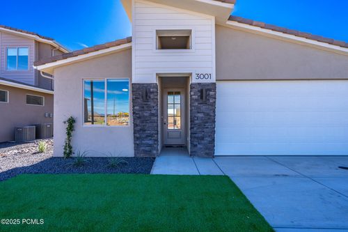 3001 N 570, Hurricane, UT, 84737 | Card Image