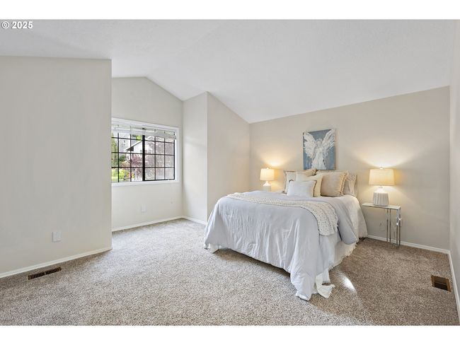 13449 Vermeer Dr, House other with 3 bedrooms, 3 bathrooms and 2 parking in Lake Oswego OR | Image 19