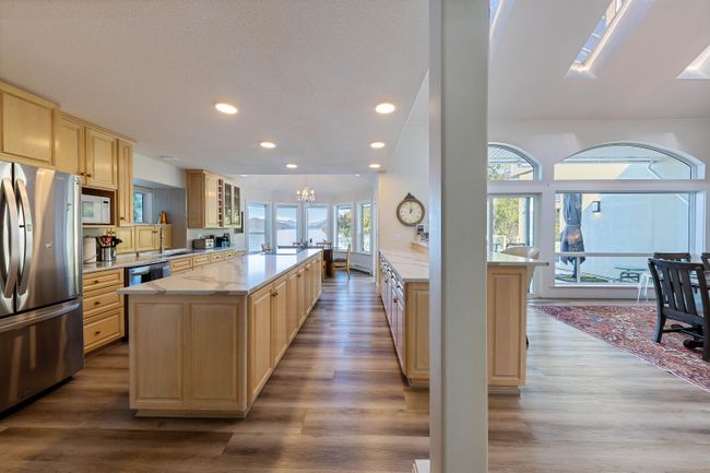 7209 Rockwell Drive, House other with 6 bedrooms, 4 bathrooms and 6 parking in Harrison Hot Springs BC | Image 24