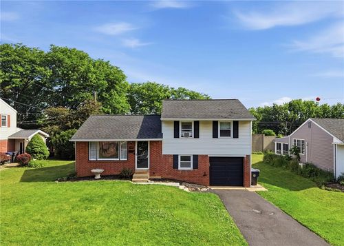 1445 Exeter Rd, Allentown, PA, 18103-6314 | Card Image