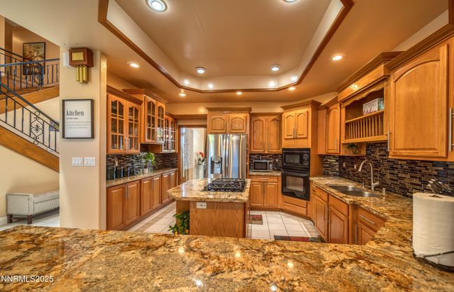 6752 Eagle Wing Cir, House other with 6 bedrooms, 5 bathrooms and 3 parking in Sparks NV | Image 15