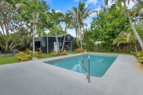 2488 Nw South Manor Ave, Stuart, FL, 34994-9158 | Card Image