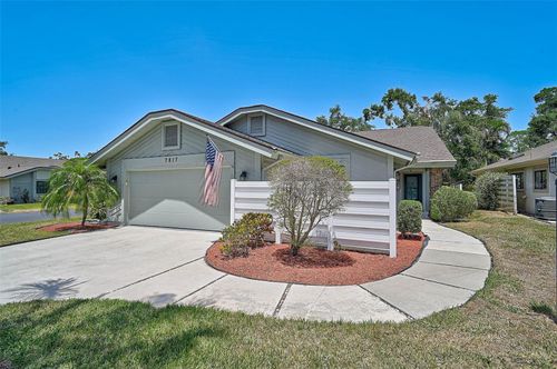 15-7817 Pine Trace Dr, SARASOTA, FL, 34243-3753 | Card Image