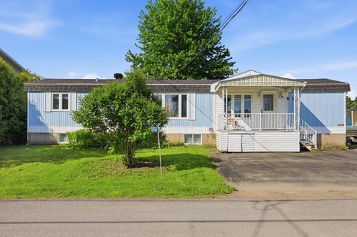 160 40e Av, Sainte-Barbe, QC, J0S1P0 | Card Image