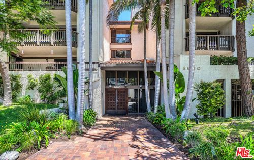 202-8600 Tuscany Ave, Playa del Rey, CA, 90293-7856 | Card Image