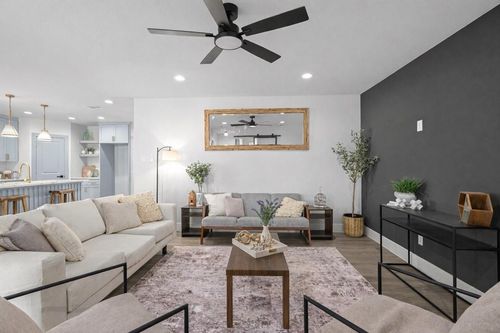 5420 Pease St, Houston, TX, 77023-2132 | Card Image