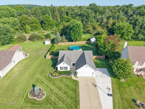 29518 River View Pkwy, Burlington, WI, 53105-7606 | Card Image