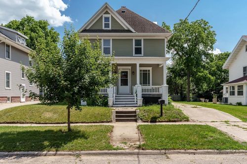 716 Vernon Ave, Beloit, WI, 53511-6065 | Card Image