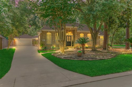 147 Little Mill Pl, The Woodlands, TX, 77382-1225 | Card Image