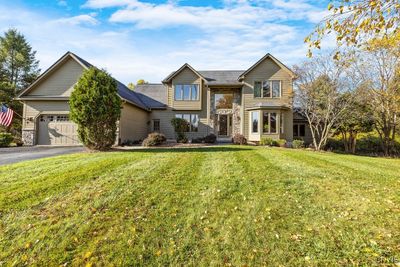 4424 Silkweed Circle, House other with 5 bedrooms, 3 bathrooms and null parking in Pompey NY | Image 1