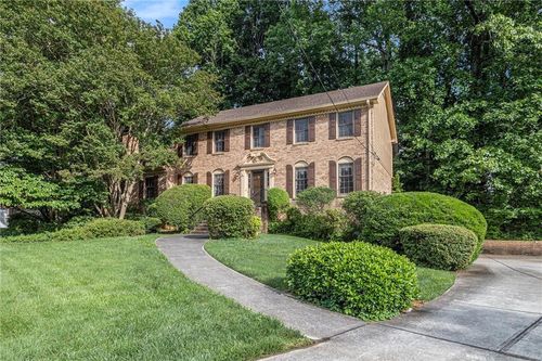 6387 Rosecommon Dr, Peachtree Corners, GA, 30092-1857 | Card Image