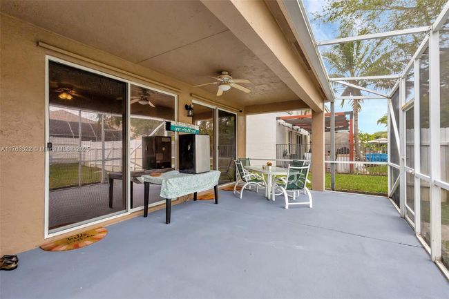 251 Saratoga Blvd E, House other with 4 bedrooms, 3 bathrooms and null parking in Royal Palm Beach FL | Image 33